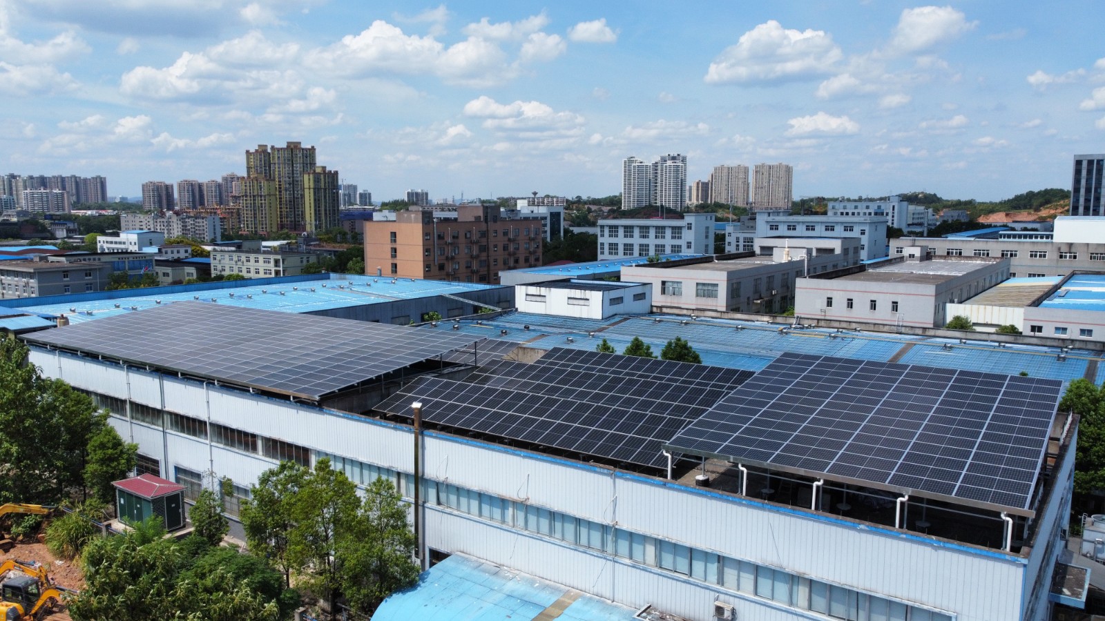 【工商业光伏建站正其时】株洲老工匠屋顶光伏项目完工仪式暨pg电子集团工商业项目推介会株洲站乐成举行